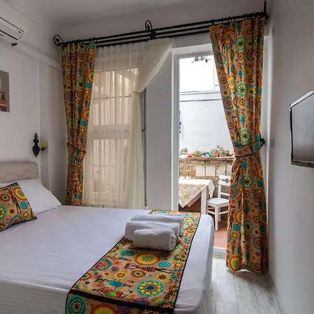 E2 Deniz Hotel 4*